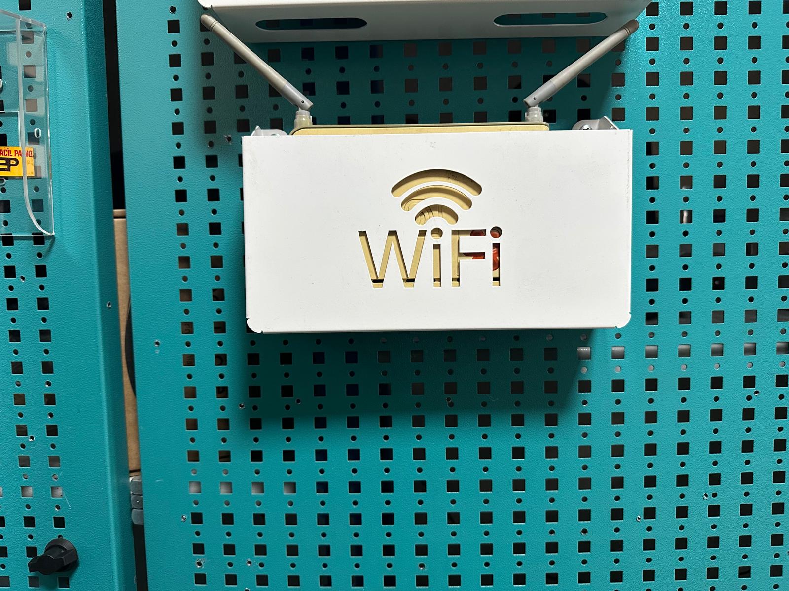 Wifi Modem Saklama Kutusu/Cebi Çok Amaçlı Duvar Tipi Metal Aparat 15X7X6 CM 