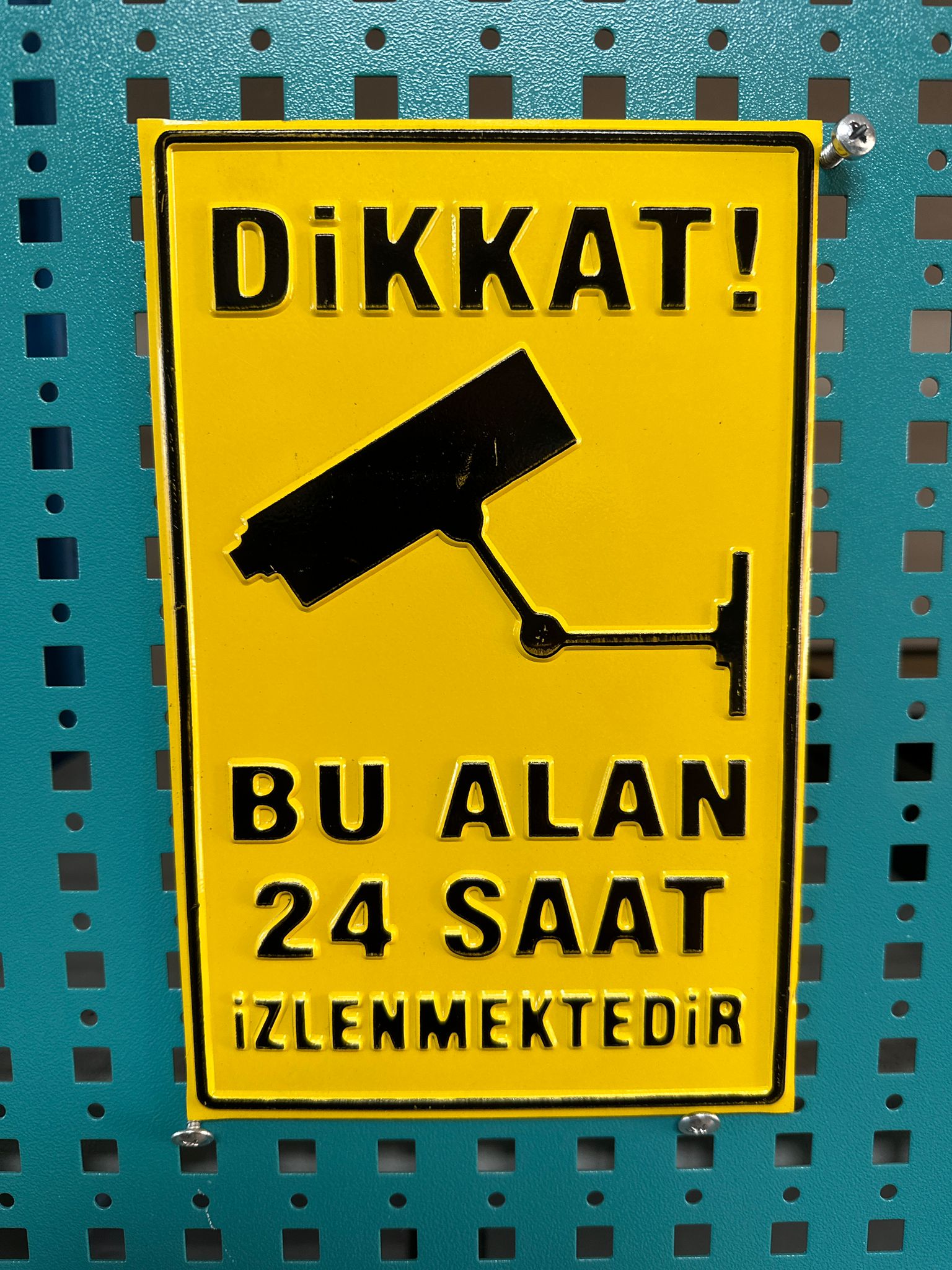 Dikkat Bu Alan 7/24 Kamera Sistemi İle İzlenmektedir Uyarı Levhası 150X228 mm